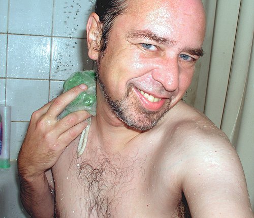 dany daniel gabriel douche