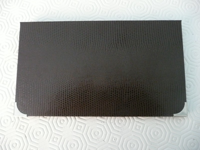 porte ch&eacute;quier en skivertex marron 