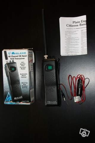 CB MIDLAND HANDHELD RADIO 40 CHAINES PORTABLE 75-785 VENDUE dans Multimedia, electronique... 091022015910813754690858