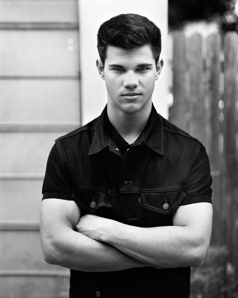 Photoshoots de Taylor Lautner. 090716064917575184080258