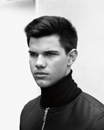 Photoshoots de Taylor Lautner. 090716065352575184080275