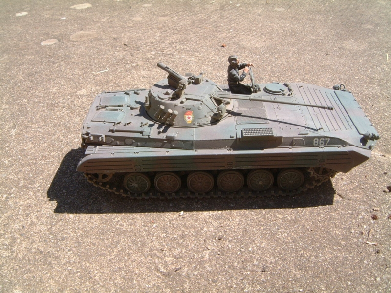 BMP 2  1/35 Italeri OOB 090719105556588624099971