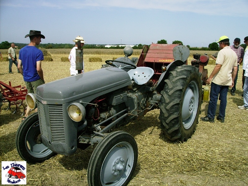 Retour de la fête des blés à la Bruffière (85) 090810083940759054226676