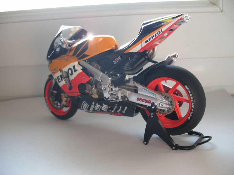 repsol rc211v 2003 hayden offerte à ma soeur 090823093428746084300856