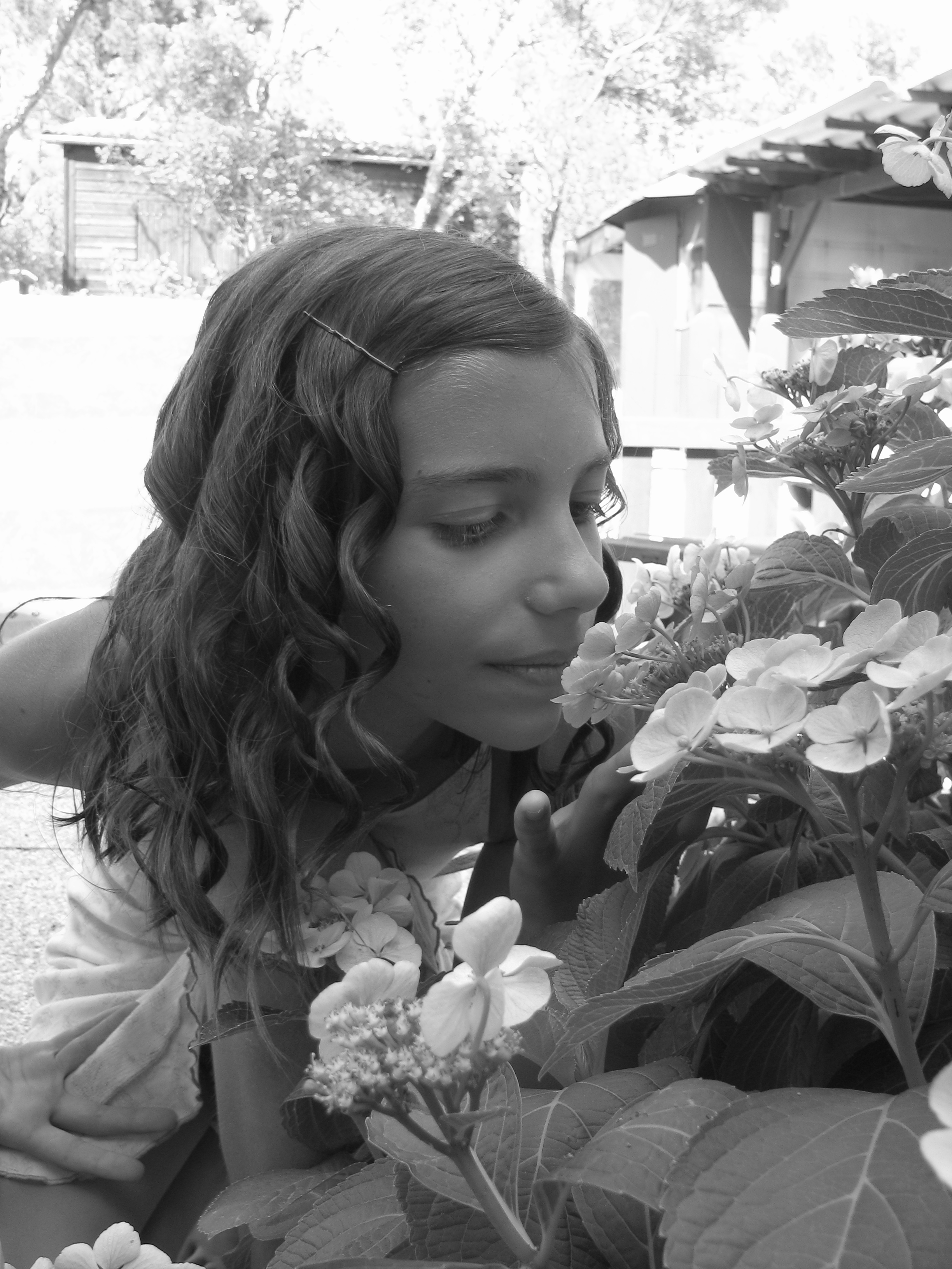 Lucie et les fleurs