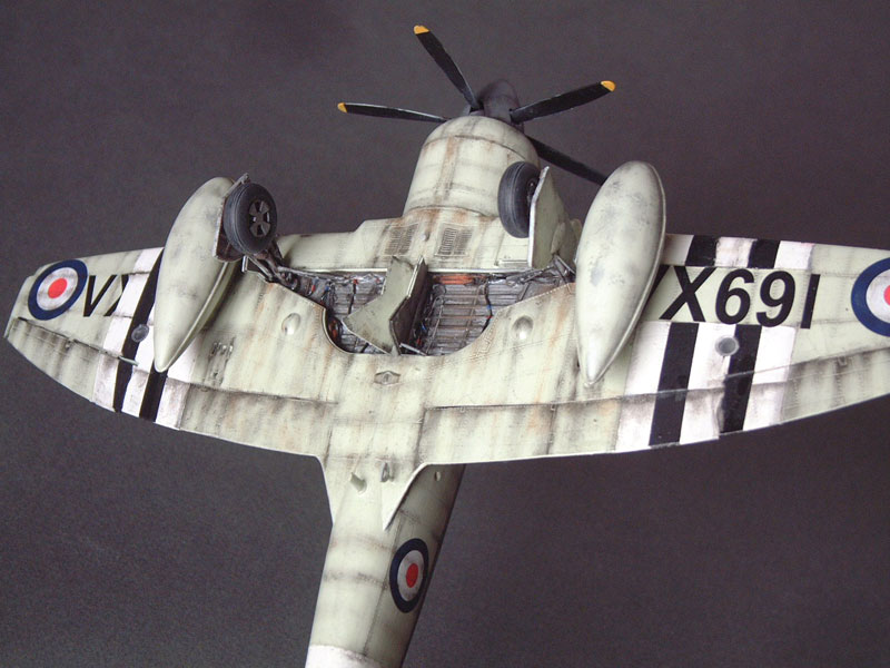 [Trumpeter] Hawker Seafury FB.11, 1/48e 090916032448476904461905