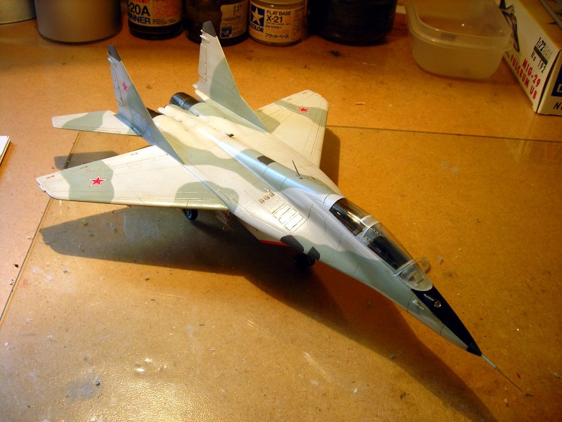 MiG29 UB Fulcrum [Italeri] 1/72 - Page 2 09102112220517744684377