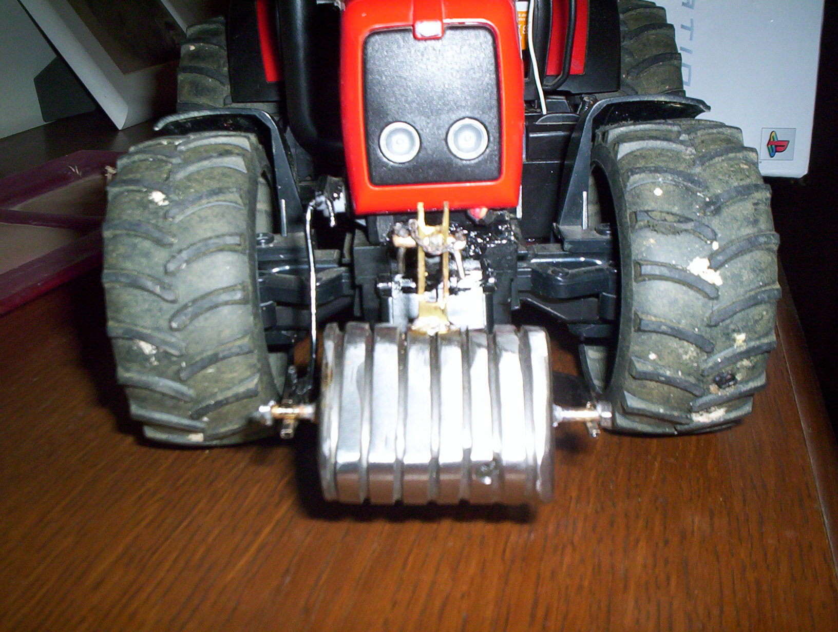 mf 005