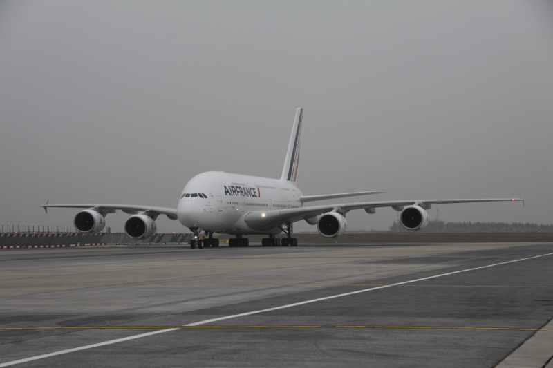 [HS] Arrivée de l'A380 (F-HPJA) sur Orly le 11/11/2009 - Page 3 091031120730587184751398