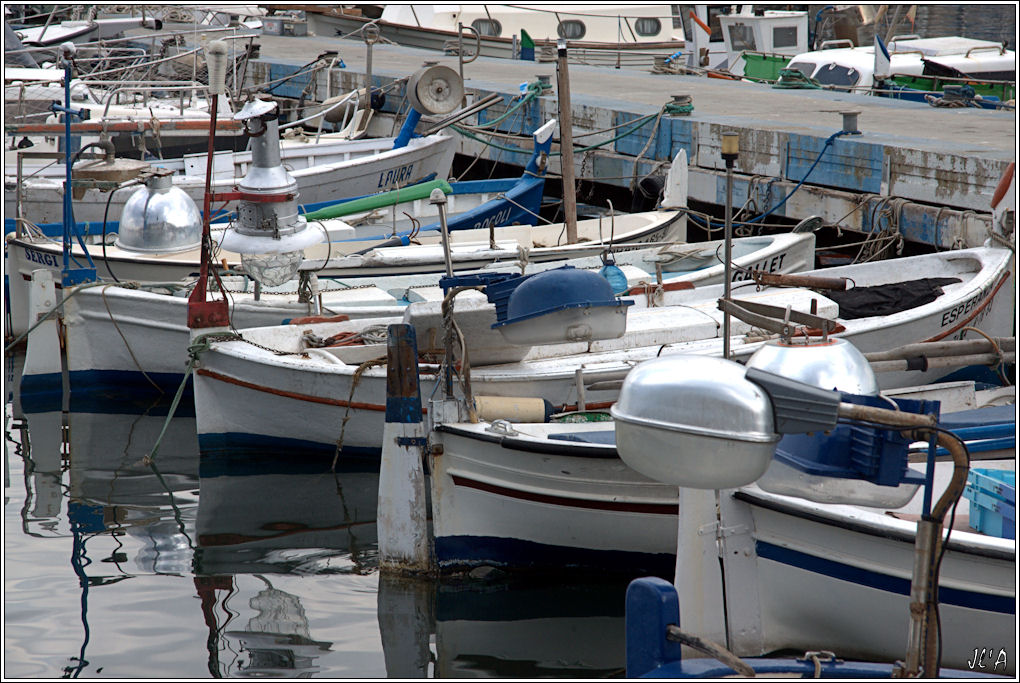 [VIE DES PORTS] Quelques bateaux de pêche (sur nos côtes Françaises) - Page 10 091114061624743894859314