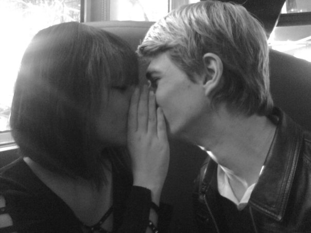 Shina&Jayden au bar.