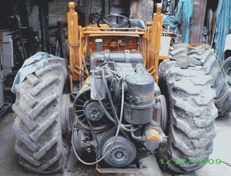 Besoin d'aide, IDENTIFICATION tracteur CARRARO, modèle: ??? 091215023416920075059856
