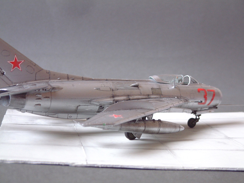 [Trumpeter] Mig19S 091223114254476905111985