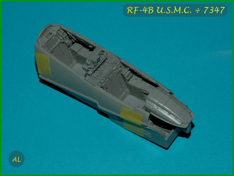 [MC1 - F4 Phantom] [HASEGAWA] RF-4B Phantom II "U.S.M.C. Reconnaissance" 1/48 091227054815558505132486