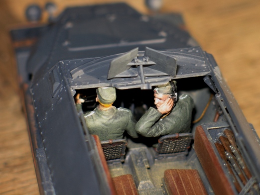 sdkfz 251/1 c riveté Dragon 1/35 - Page 2 100123043217667015301787