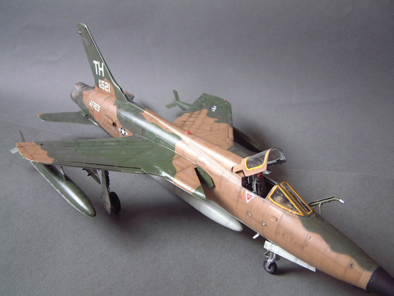 [HobbyBoss] Republic F-105D Thunderchief  1/48 100125021834476905314703