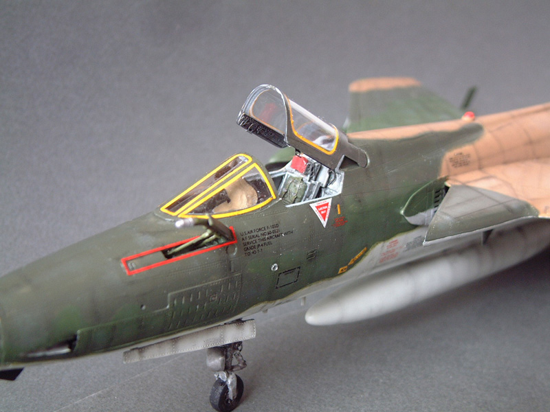 [HobbyBoss] Republic F-105D Thunderchief  1/48 100125022038476905314717